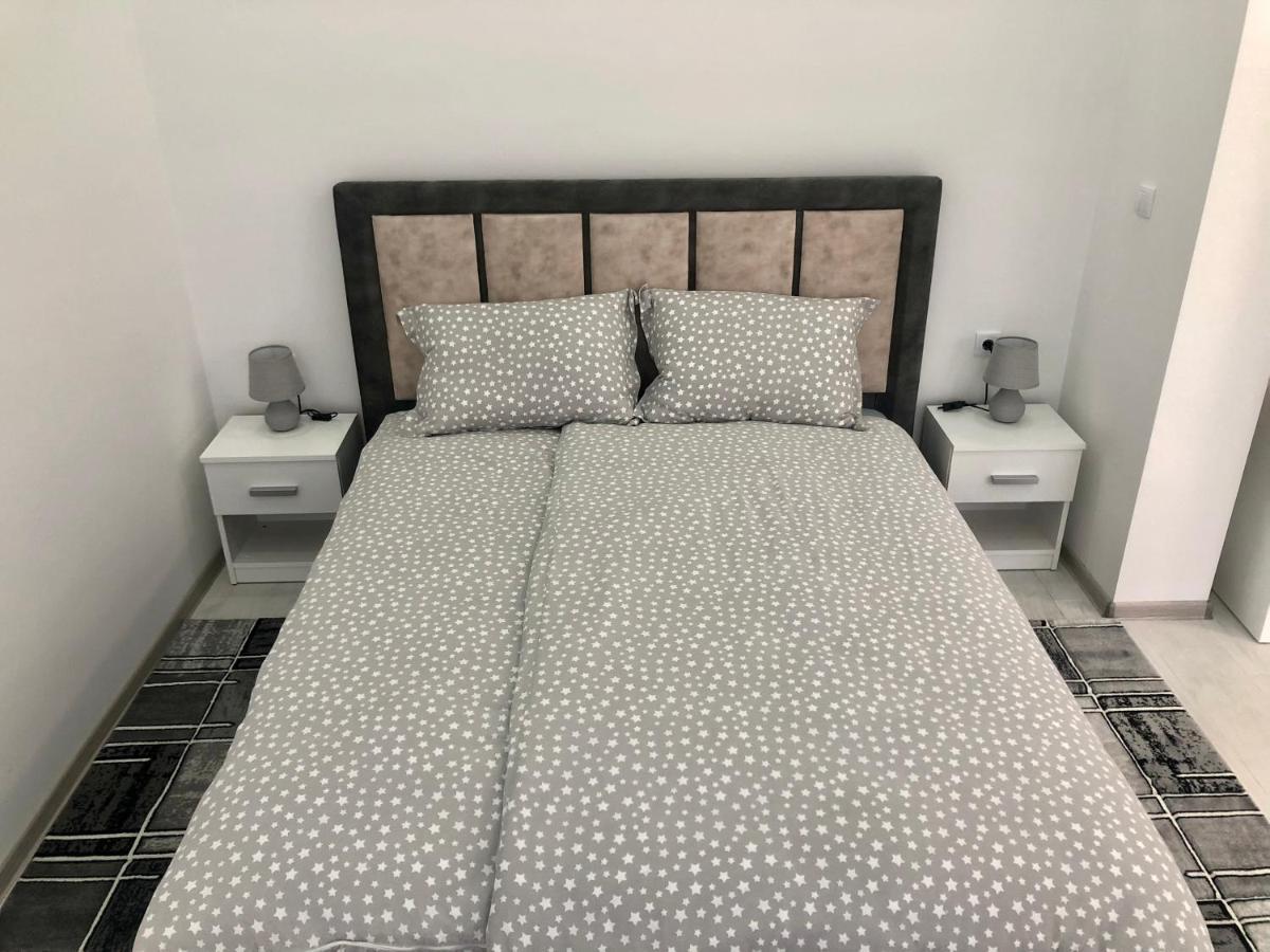 Apartman Silver Star سومبور المظهر الخارجي الصورة